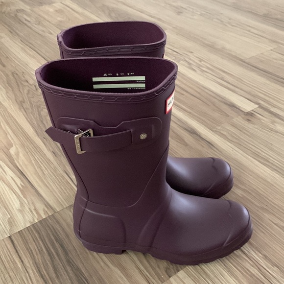 Hunter Shoes - Brand new Hunter original short matte rain boots